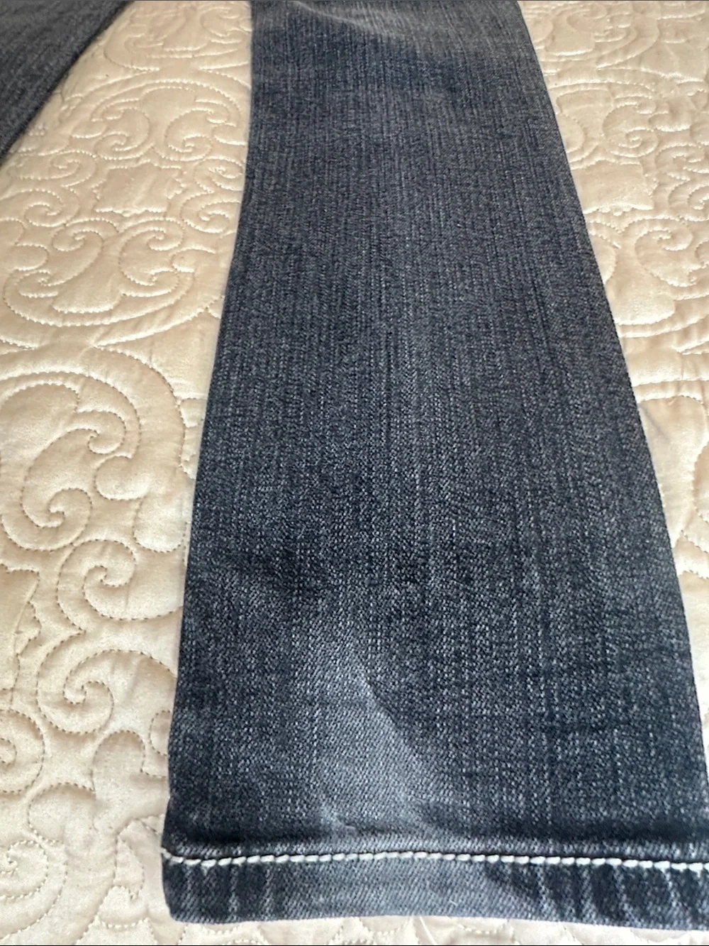 Miss Me Dark Jeans with White Contrast size 7 girls Stitching